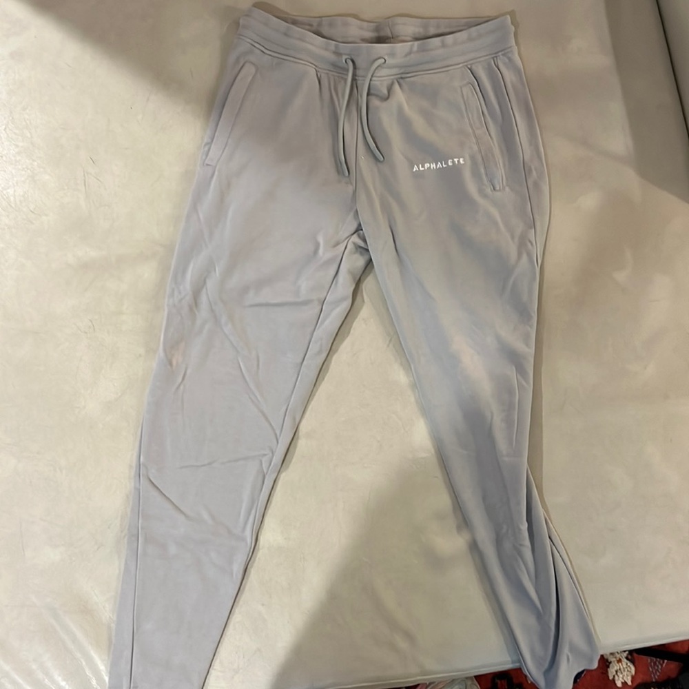 Alphalete Joggers size M